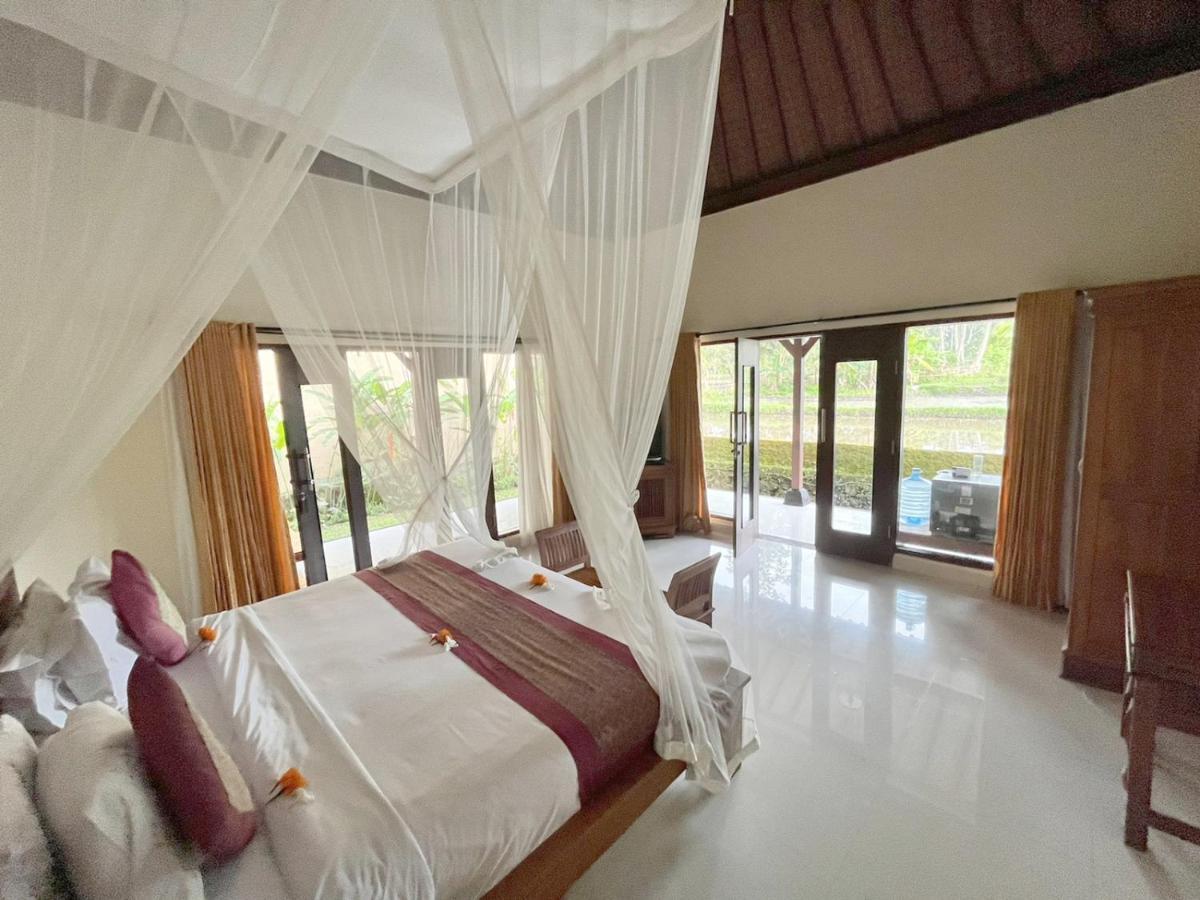 Intan Villa & Suite Ubud エクステリア 写真