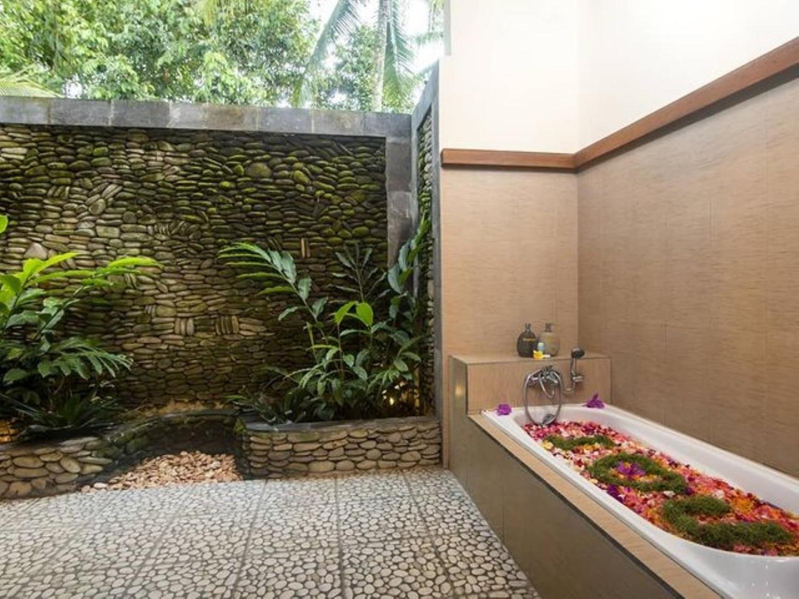 Intan Villa & Suite Ubud エクステリア 写真